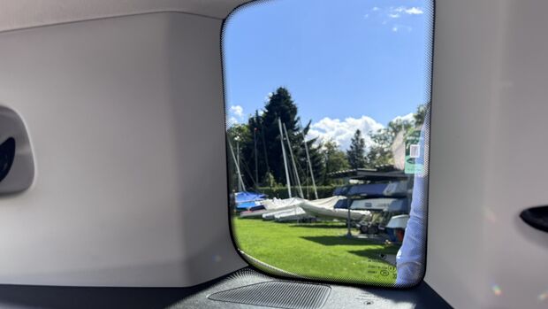 Škoda Peaq bei der Fahrpräsentation mit Testfahrzeug, Ausstattungsdetails und technischen Informationen zum elektrischen SUV.
