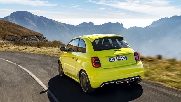 Abarth 500e 2023