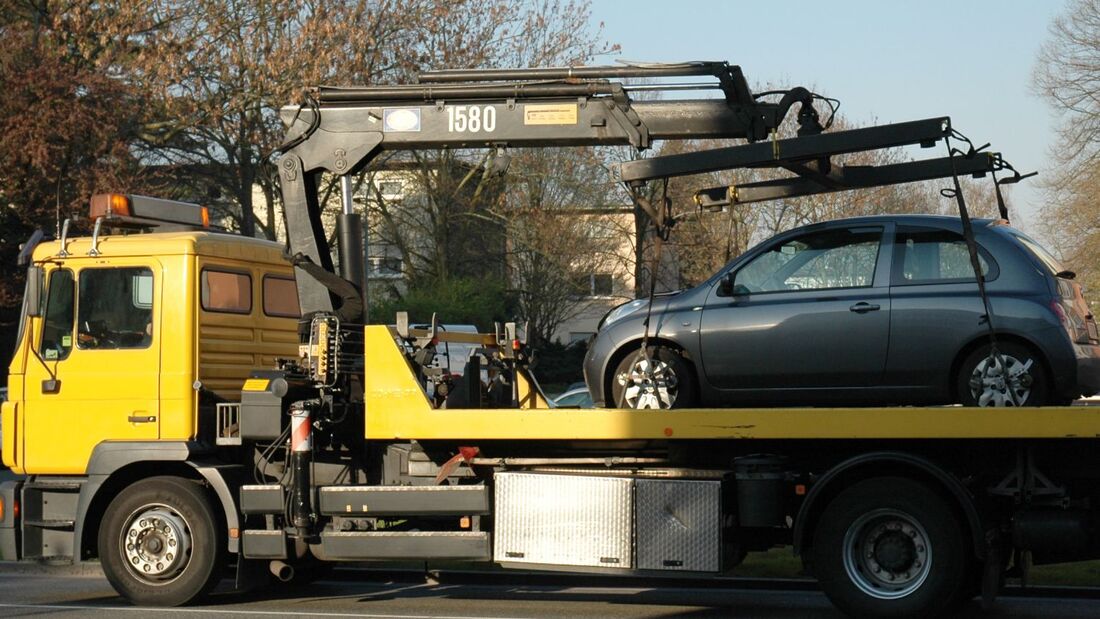 Abschleppwagen