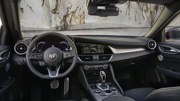 Alfa Romeo Giulia 2023