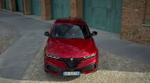 Alfa Romeo Tonale Ibrida Plug-in 270 Q4  2026