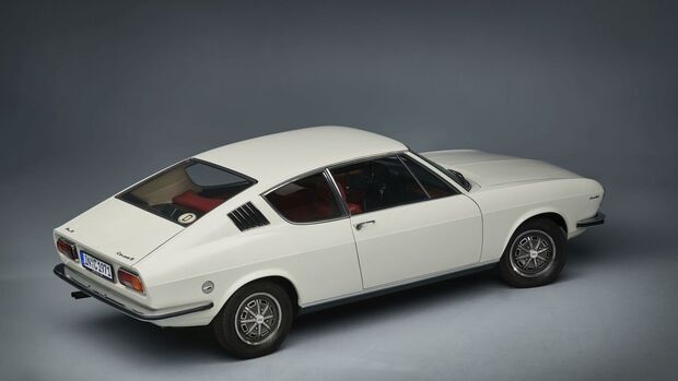 Audi 100 Coupé S