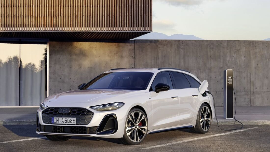 Audi A5 e-hybrid 2025
