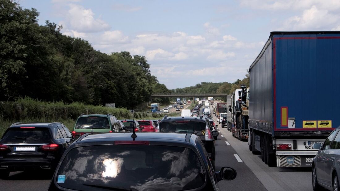 Autobahn Stau 2025