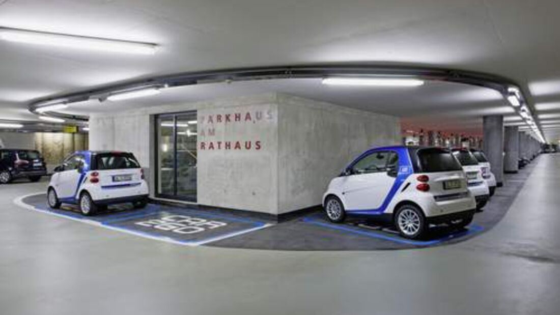Autokonzerne setzen auf Carsharing