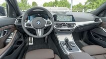 BMW 330e 2019