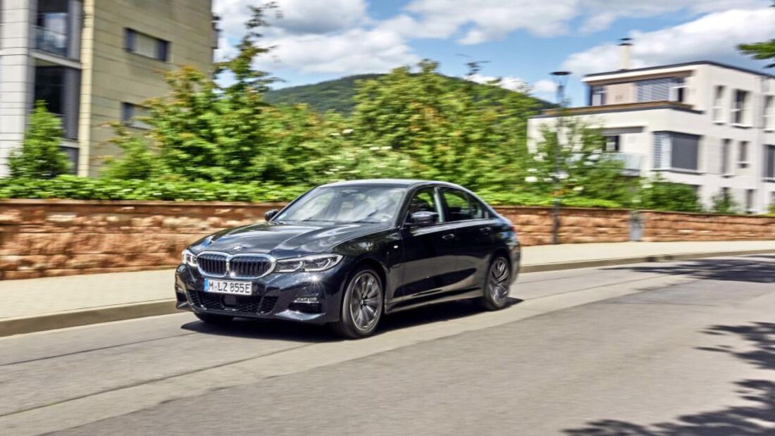 BMW 330e 2020