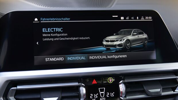 BMW 330e Limousine 2019