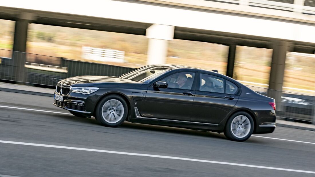 BMW 740e iPerformance 