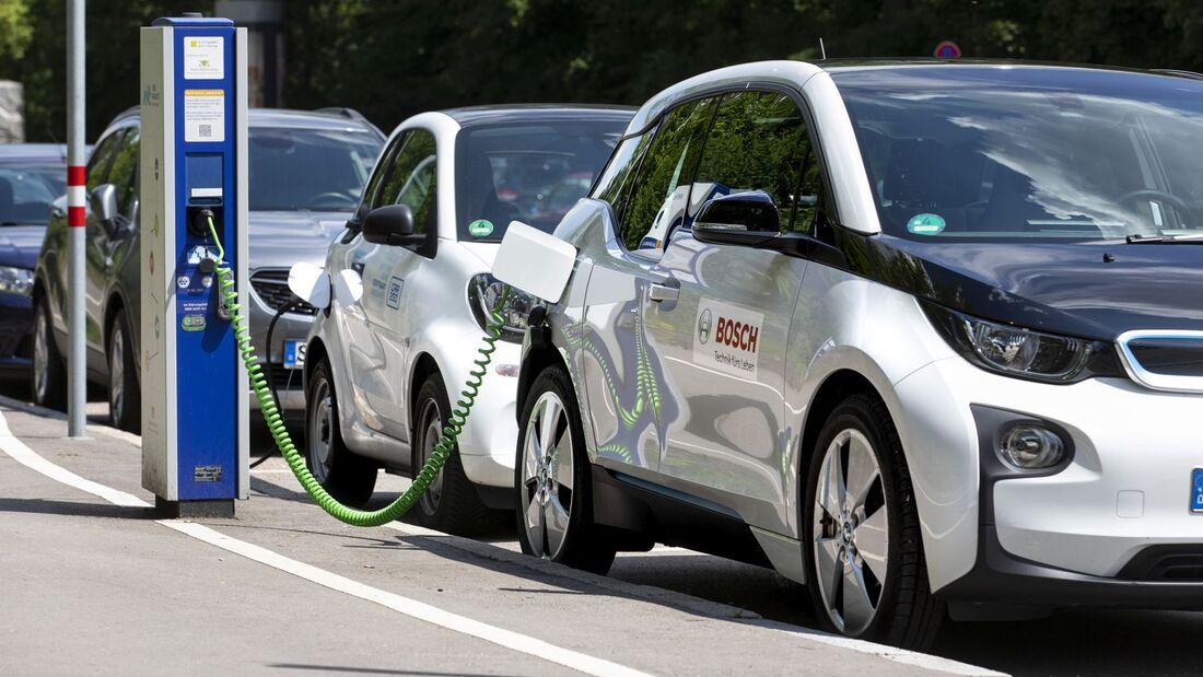 BMW, 740e, iPerformance, 2017,Plug-in, Hybrid, Ladesäule, Car2go, laden
