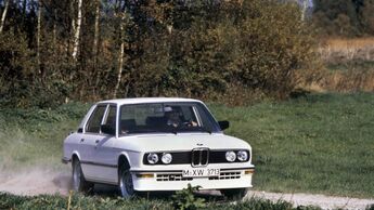 BMW M35i 