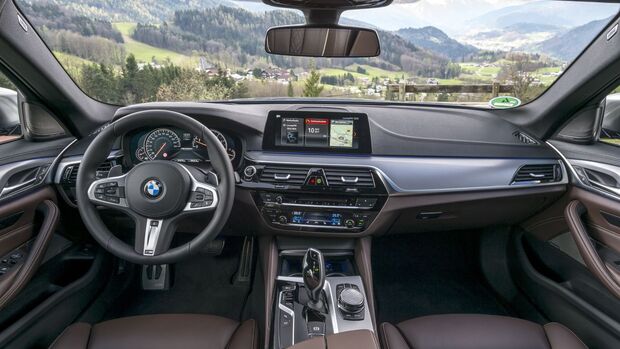 BMW M550i xDrive