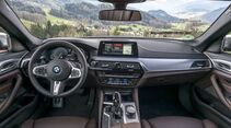 BMW M550i xDrive 
