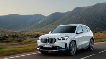 BMW X1 2023, sDrive 18d