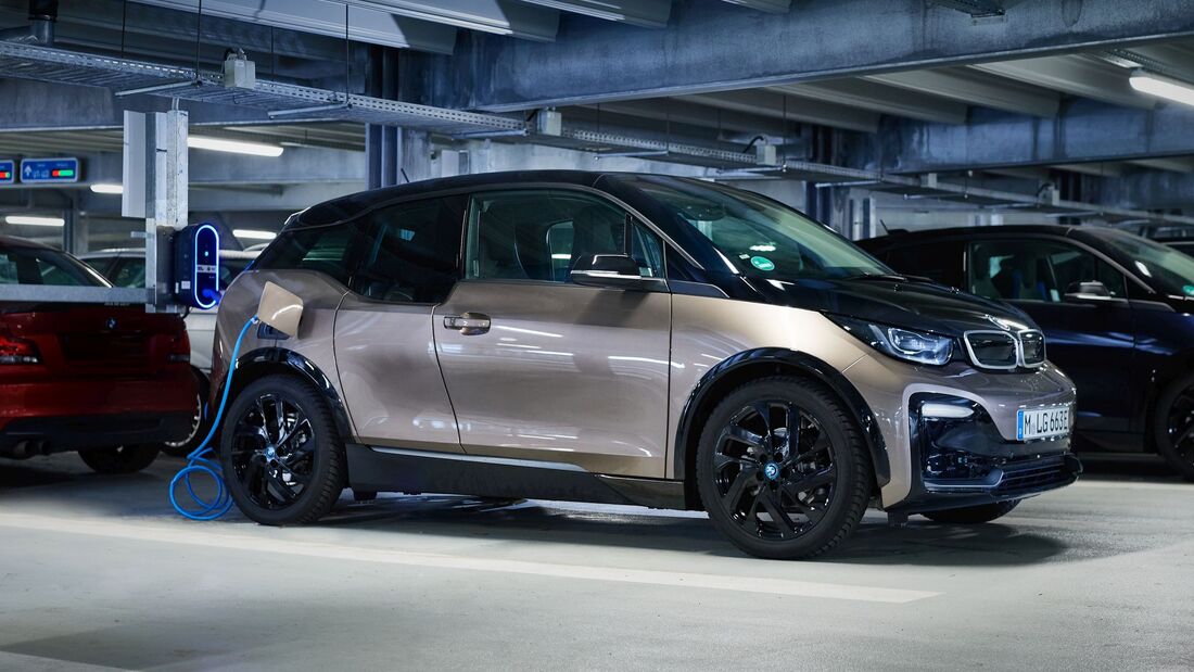 BMW i3