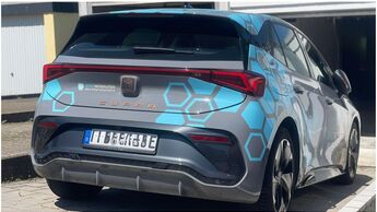 Beklebtes Auto 2025