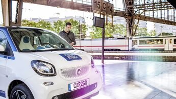 Car2go Smart Carsharing Bahnhof