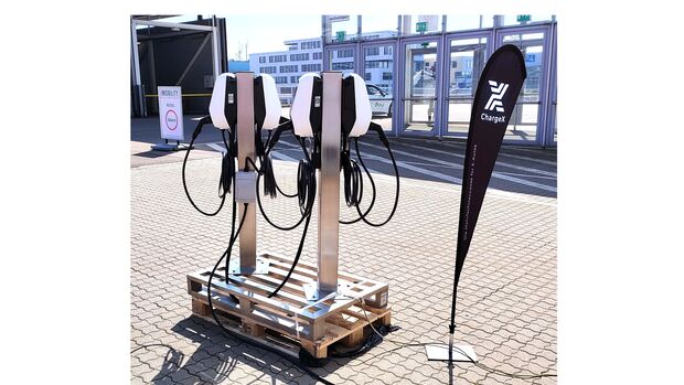 Charge X Ladepark, mobile Ladesäule