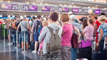 Check-in, Flughafen, Schlange, Menge, Urlaub