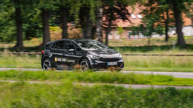 Cupra Born 2025