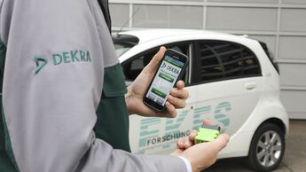 DEKRA und FKFS stellen Neuentwicklung auf der Messe EVS30 vor 
