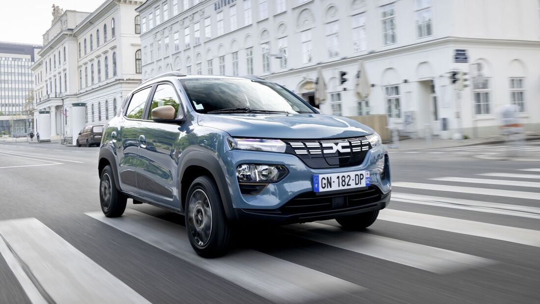 Dacia Spring 65 2024