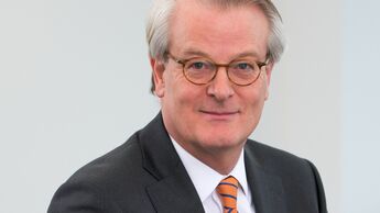 Der langjährige Geschäftsführer, Frits Baron van Dedem, hat zum 01.07.2015 seine Aufgaben an Robert Nürnberger übergeben.

