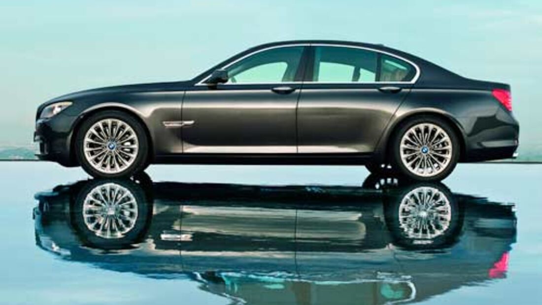 Der neue 7er BMW wartet mit technischen Neuerungen auf.