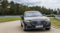 Der sicherste Pkw weltweit wird von Mercedes gebaut. Im S 680 Guard fahren Staatschefs, Königshäuser oder Top-Minister rundum geschützt vor.