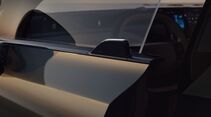 Detailaufnahme des Ladeanschlusses am Volvo EX60 Elektro-SUV.