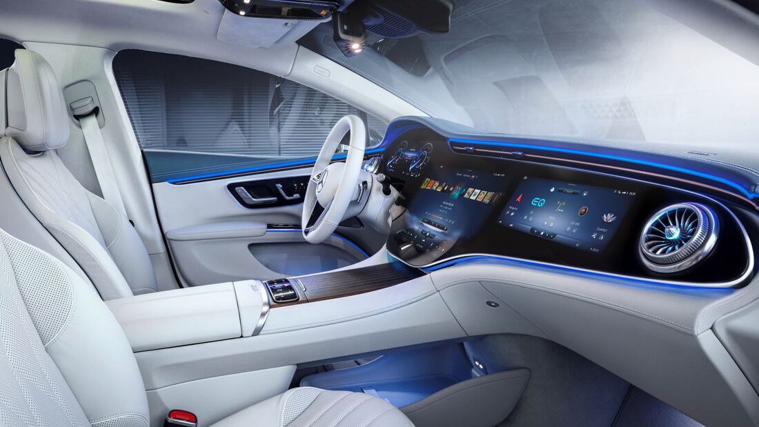 Digitale Cockpits und Displays, Mercedes