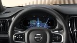 Digitales Kombiinstrument eines Volvo mit Kartenansicht im Rahmen des Volvo UX Software-Updates.