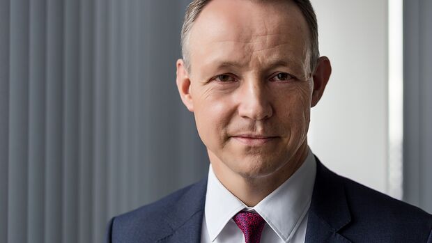 Dr. Michael Reinhart wird den Vorstand der Volkswagen Financial Services AG