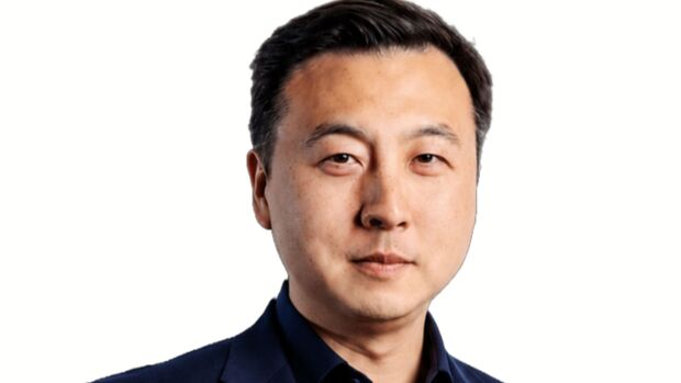 Dr. Xing Zhou, DACH Co-Head Automotive & Industrial bei AlixPartners, zu Produktionskosten von Elektroautos in China und Europa