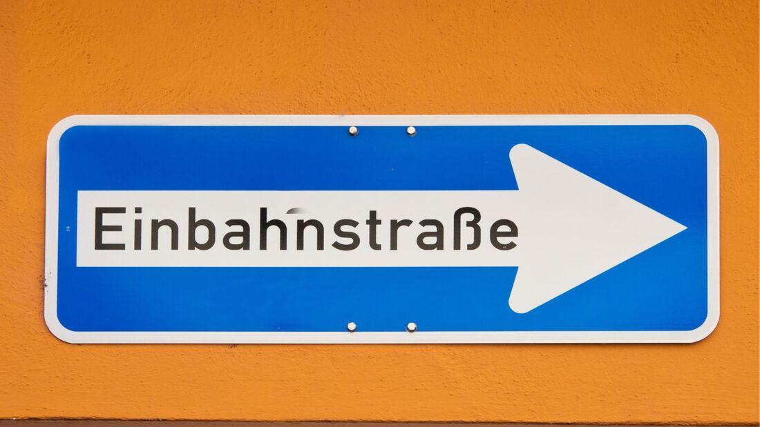 Einbahnstraße 2024