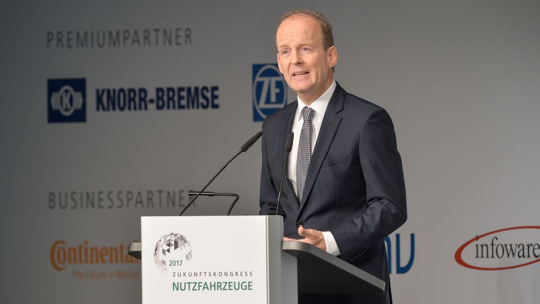 Eröffnung Dienstag, Wolfgang Linsenmaier