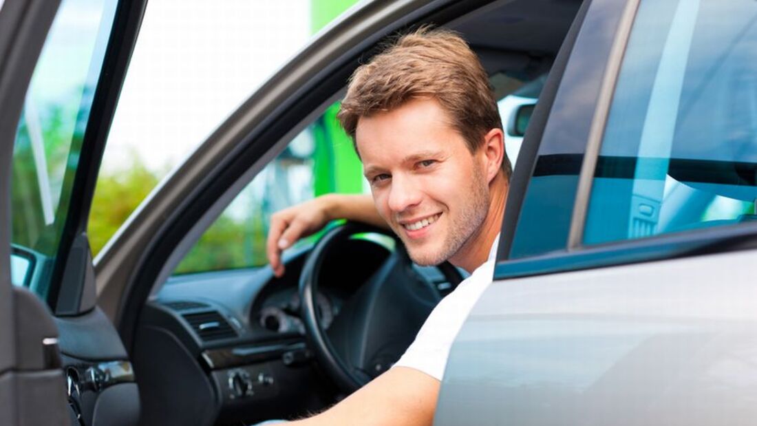 Fahrertür, Pkw, Mann, Fotolia