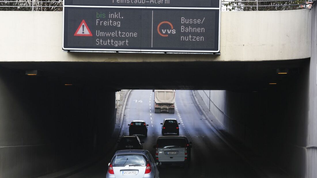 Feinstaub Abgase Innenstadt City Umsteig bus und bahn fahrverbot