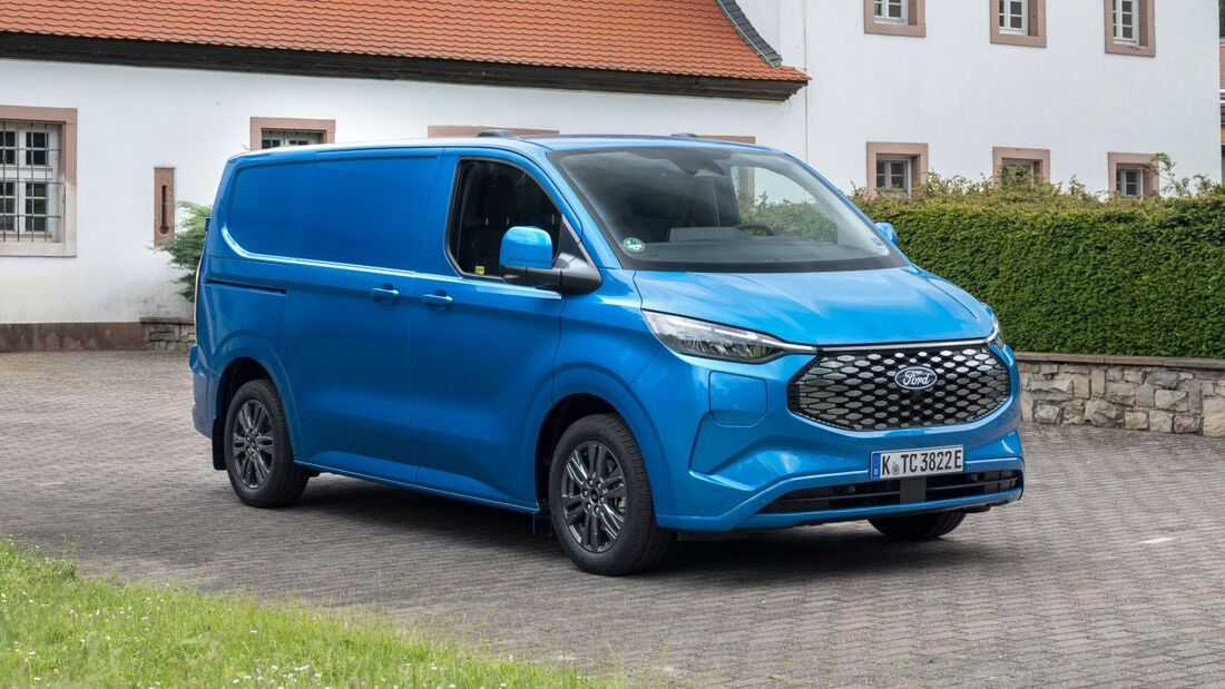 Ford E-Tranist Custom 2024