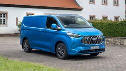 Ford E-Tranist Custom 2024
