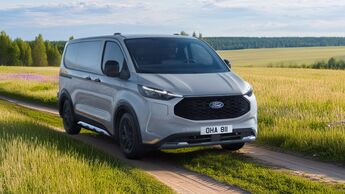 Ford E-Transit 2025