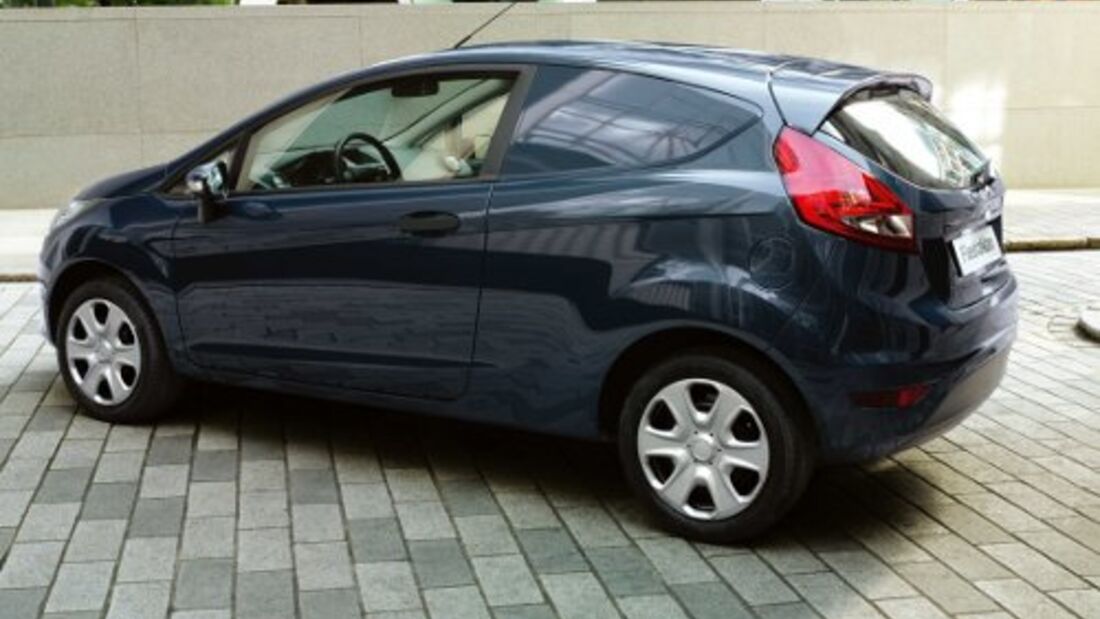 Ford Fiesta Van am Start