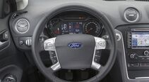 Ford Mondeo Turnier, Hyundai i40 und Mazda 6 Kombi