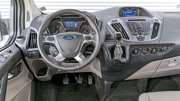 Ford Tourneo Costom