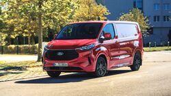 Ford Transit Custom 2024