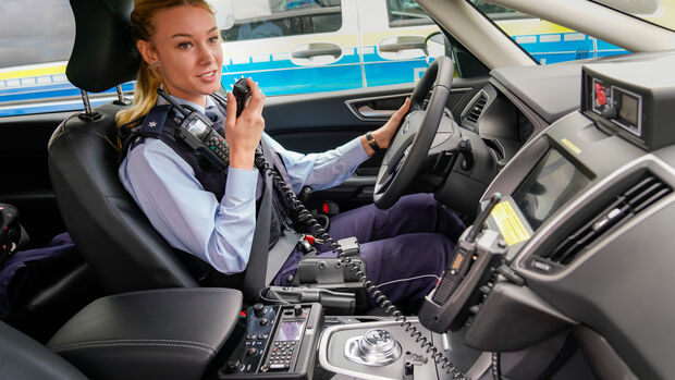 Ford übergibt Streifenwagen-Flotte