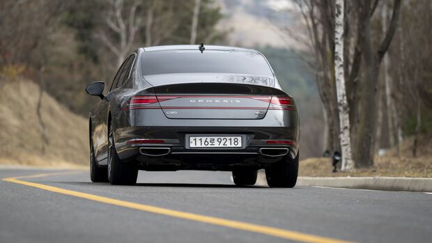 Genesis G90 2023