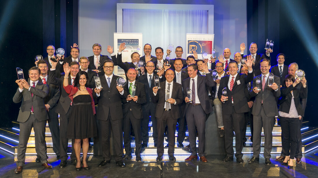 Gruppenbild mit allen Gewinnern bei Die besten Marken und Firmenauto des Jahres 2014