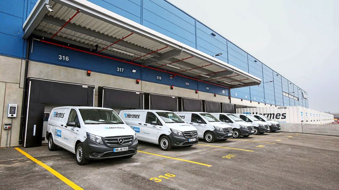 Hermes Logistik-Center-Eröffnung + Fahrzeugübergabe E-Transporter