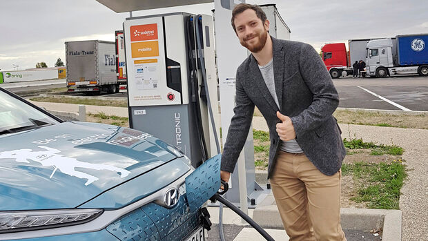 Hyundai, Kona, Elektro, Ladestation, E-Auto, Elektroauto, laden, 